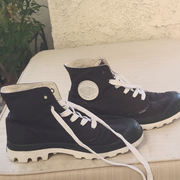 PALLADIUM BLACK CANVAS BOOTS - Picture 5 of 6